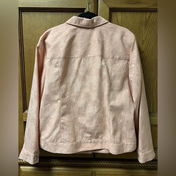 Evan-Picone Women’s Peach Jacket With Embossed Floral  Plus Size 20W - Picture 2 of 7